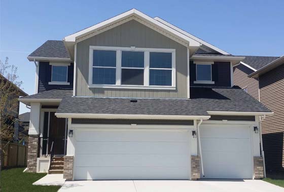 137 Kinniburgh Way, Chestermere, Alberta | $599,900 | Mediterranean