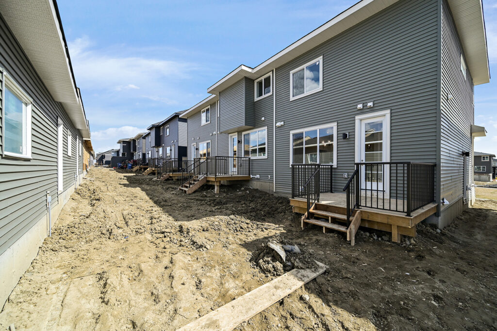 Lanark Landing 38